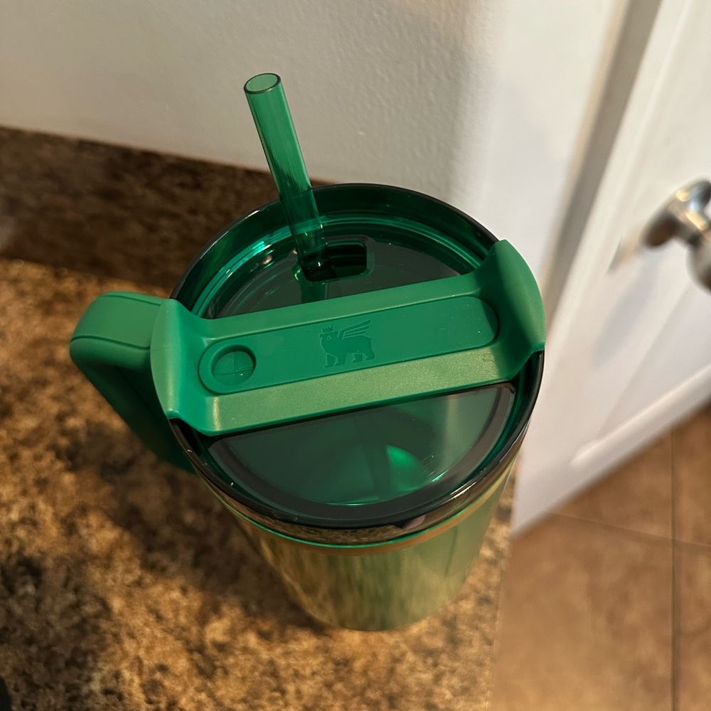 Stanley shamrock green 40oz - Picture 8 of 15